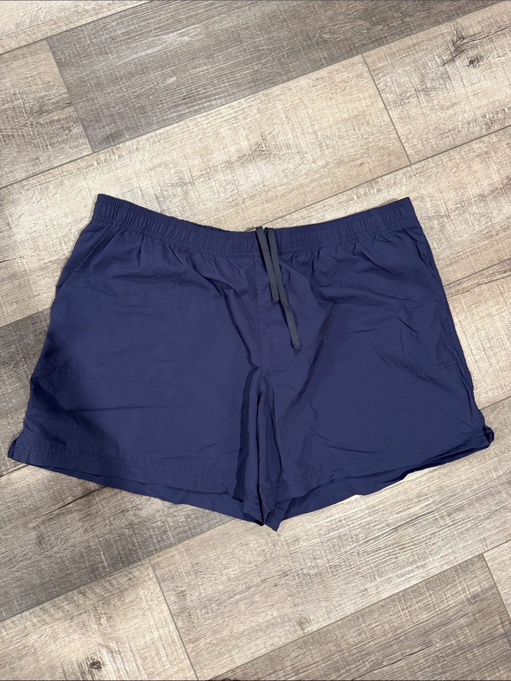 XL Columbia Women's Navy Athletic Drawstring Shorts